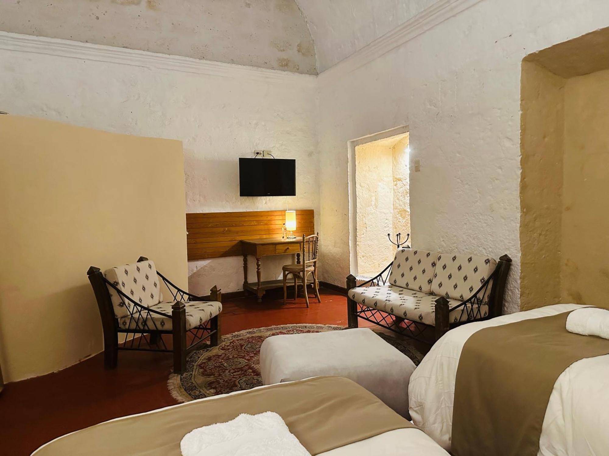 Hotel Piru Wasi 3*